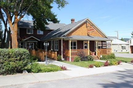 The welcoming front porch of Kootenay Health Centre in Cranbrook